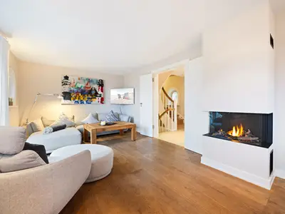 Kamin-/Ofen