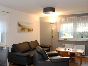 23882088-Ferienhaus-4-Wieck am Darß-300x225-2