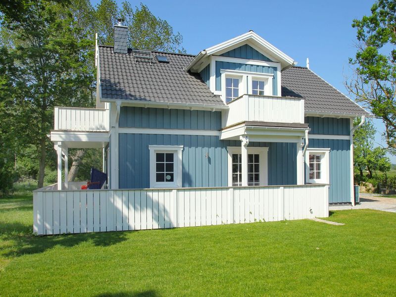 23956713-Ferienhaus-6-Wiek auf Rügen-800x600-0