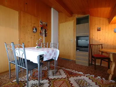 DiningRoom