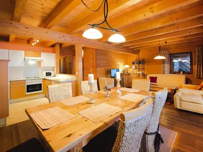 DiningRoom