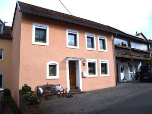 23956554-Ferienhaus-3-Wilsecker-300x225-5