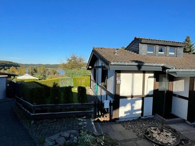 Mit Blick auf den See vom Heiligenberg  - ein Wohlfühlhäuschen