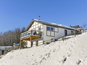 238228-Ferienhaus-6-Winterberg-300x225-5