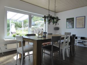 23884601-Ferienhaus-10-Winterberg-300x225-2