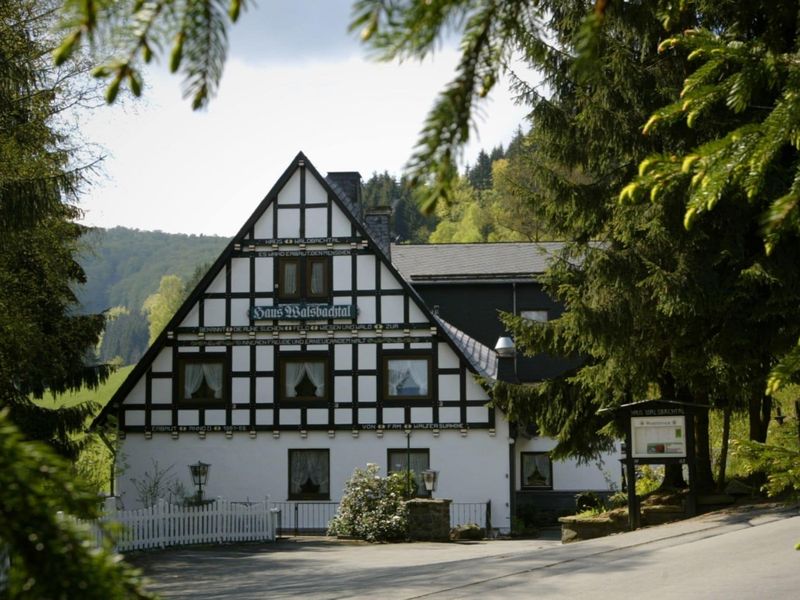 19341437-Ferienhaus-40-Winterberg-800x600-1