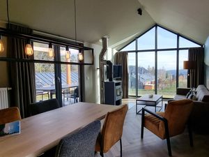 23392016-Ferienhaus-4-Winterberg-300x225-5