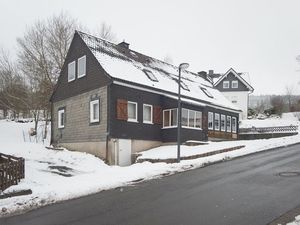 23555400-Ferienhaus-14-Winterberg-300x225-1