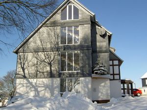 23981339-Ferienhaus-5-Winterberg-300x225-1