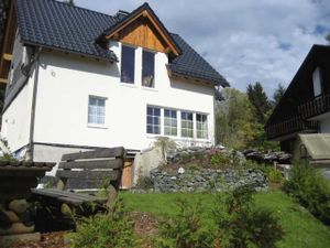 22159177-Ferienhaus-4-Winterberg-300x225-1