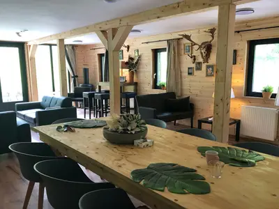 DiningRoom