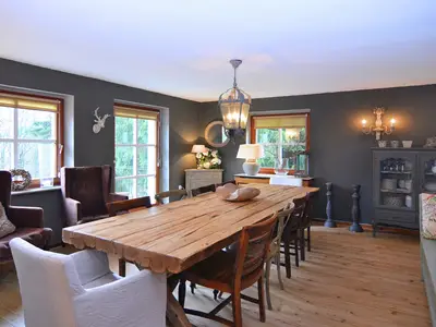 DiningRoom