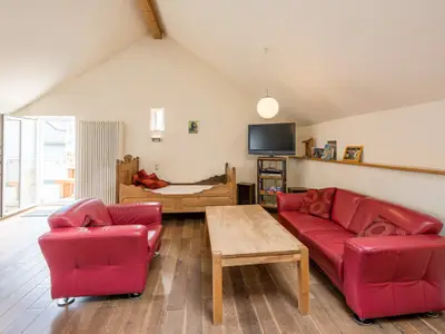 Wildrose Wohnbereich mit Einzelbett