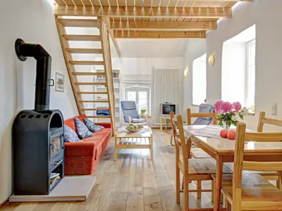 Ehrenpreis Wohn- und Essbereich