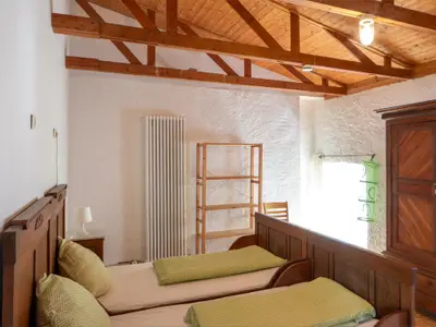 Heublume Schlafzimmer mit Doppelbett