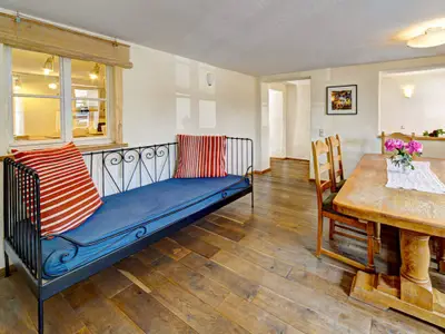 Königskerze Wohne- und Essbereich