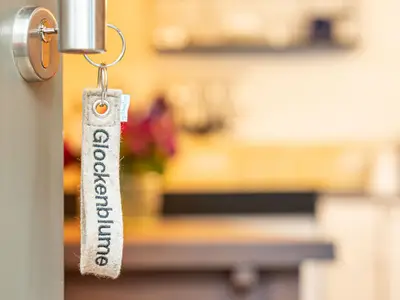 Glockenblume Schlüssel mit Anhänger