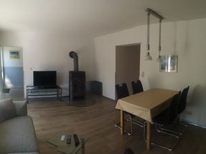 23708807-Ferienhaus-4-Wolgast-300x225-5