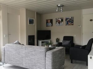 23739927-Ferienhaus-4-Wolphaartsdijk-300x225-3