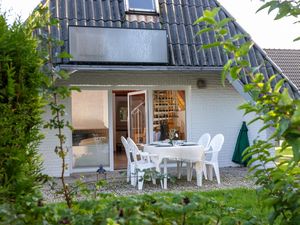 24053822-Ferienhaus-4-Wurster Nordseeküste-300x225-1