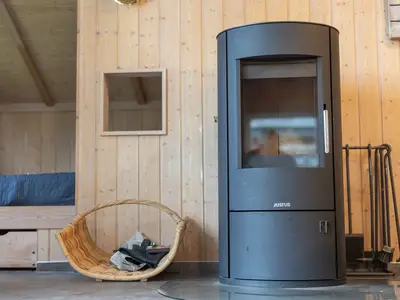 Kamin-/Ofen