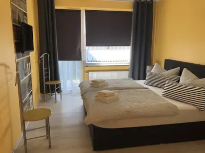Schlafzimmer 2