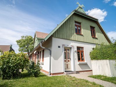 Ferienhaus für 3 Personen (36 m²) in Wustrow (Ostseebad) 1/10