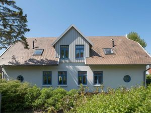 24038881-Ferienhaus-5-Wustrow (Ostseebad)-300x225-1