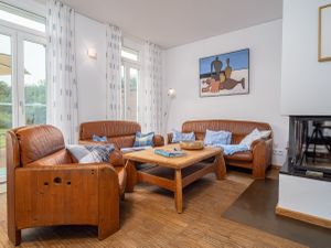 24038976-Ferienhaus-6-Wustrow (Ostseebad)-300x225-4