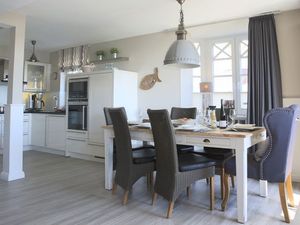 23324483-Ferienhaus-6-Wyk auf Föhr-300x225-3