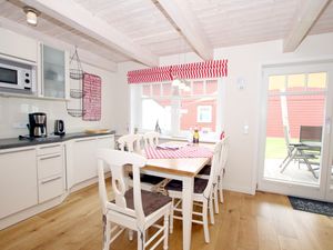 23966736-Ferienhaus-5-Wyk auf Föhr-300x225-3