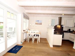 23966784-Ferienhaus-2-Wyk auf Föhr-300x225-3