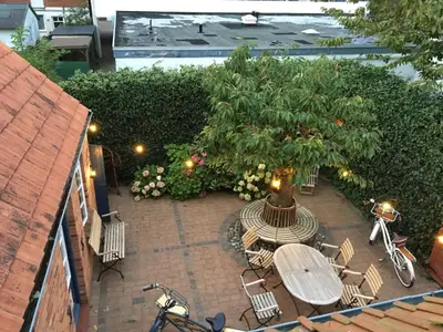 Der Innenhof lädt zum Entspannen ein!