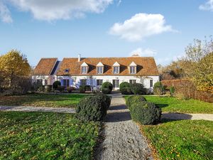 Ferienhaus für 14 Personen (280 m²) in Yèvre-la-Ville