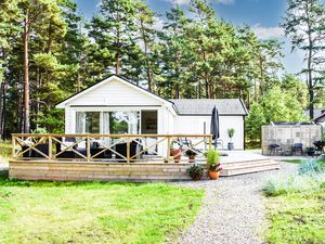 23730123-Ferienhaus-5-Yngsjö-300x225-0