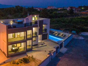 23823831-Ferienhaus-12-Zadar-300x225-5