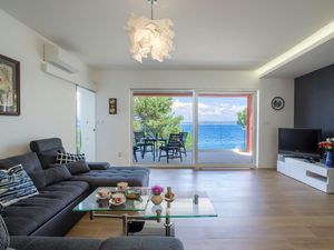 23950317-Ferienhaus-6-Zadar-300x225-2