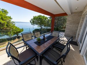 23950317-Ferienhaus-6-Zadar-300x225-5