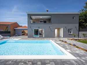 23950473-Ferienhaus-8-Zadar-300x225-1