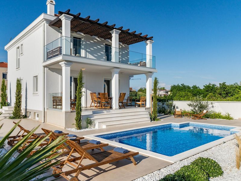 23949762-Ferienhaus-6-Zadar-800x600-0