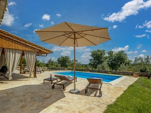 23949876-Ferienhaus-8-Zadar-300x225-1