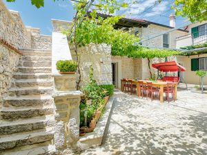 23949766-Ferienhaus-14-Zadar-300x225-5