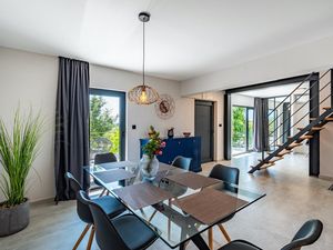 23949955-Ferienhaus-6-Zadar-300x225-1