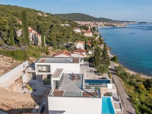 23950430-Ferienhaus-8-Zadar-300x225-1