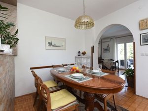 22690311-Ferienhaus-8-Zadar-300x225-3