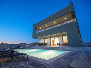 23057221-Ferienhaus-10-Zadar-300x225-1