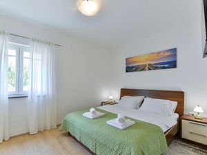 23444123-Ferienhaus-10-Zadar-300x225-3