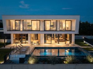 Ferienhaus für 8 Personen (310 m&sup2;) in Zadar