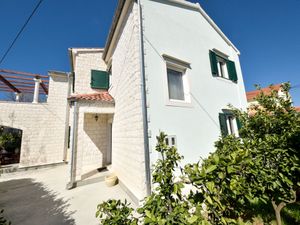 Ferienhaus für 8 Personen (160 m²) in Zadar