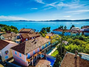 23730425-Ferienhaus-8-Zadar-300x225-4